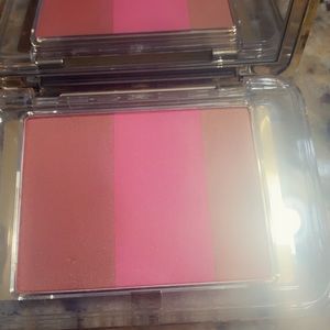 Michael Kors w/Estée Lauder bronzer/blush💓😻😍